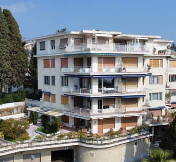Appartement de cinq pièces à Sanremo